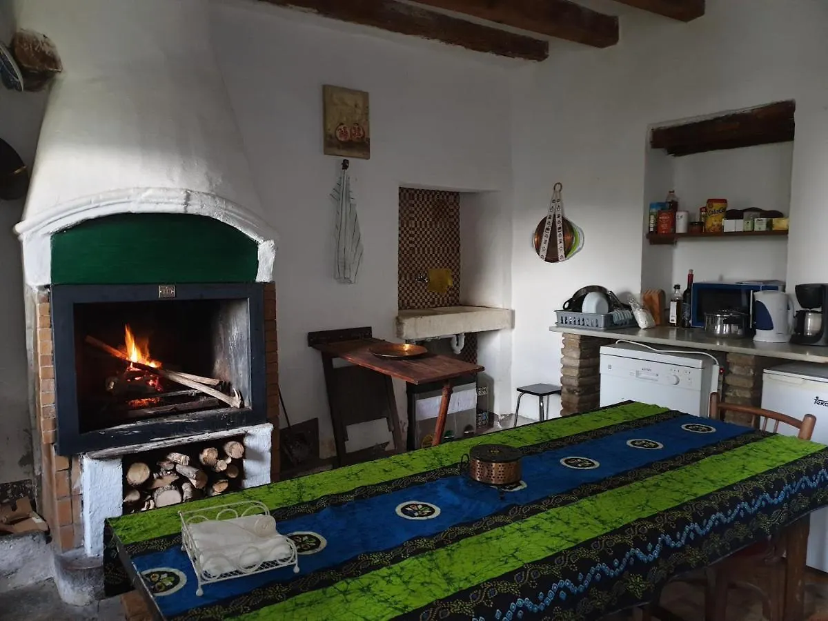Casa Rural Sant Petrus De Madrona Pinell de Solsones Guest house