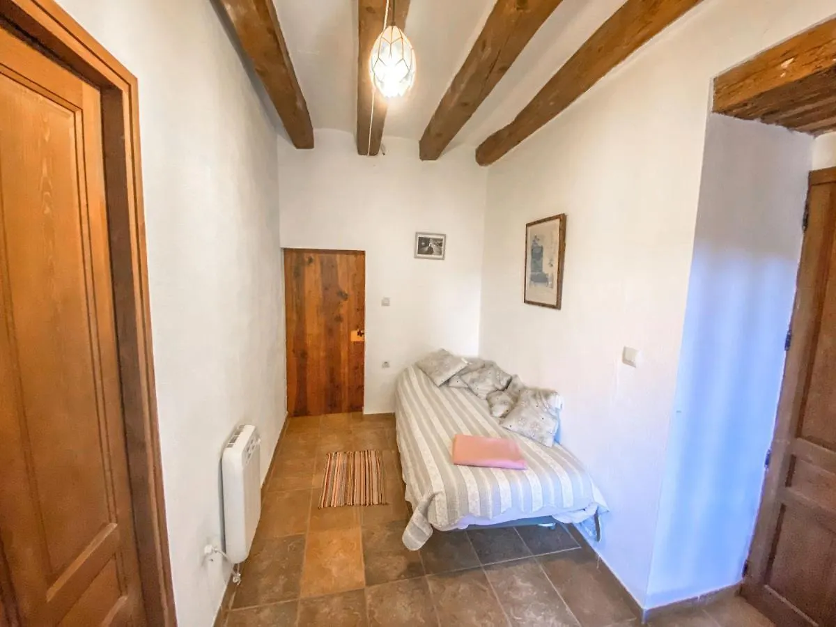 Casa Rural Sant Petrus De Madrona Pinell de Solsones Guest house