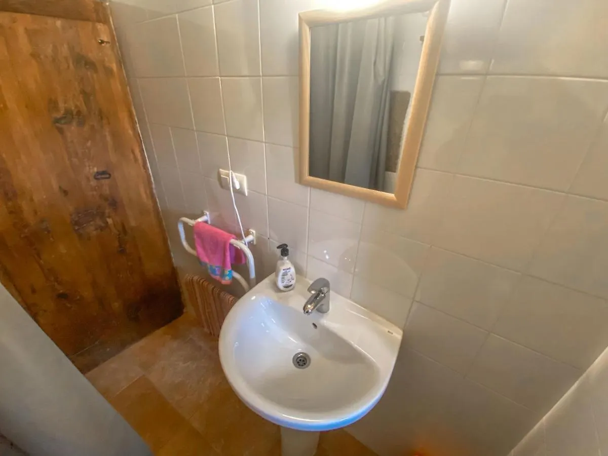Casa Rural Sant Petrus De Madrona Pinell de Solsones Guest house