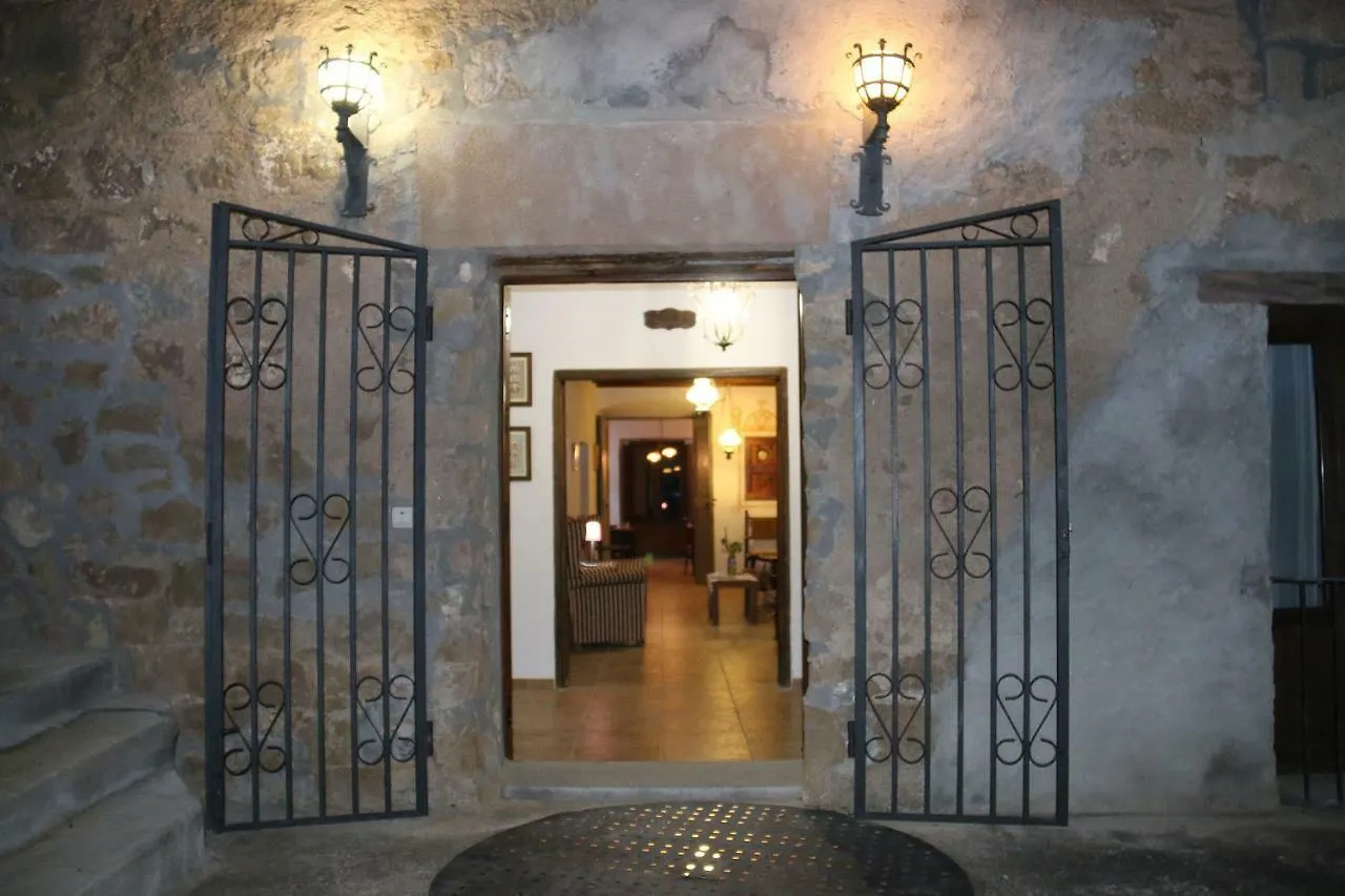 Casa Rural Sant Petrus De Madrona Pinell de Solsones Guest house
